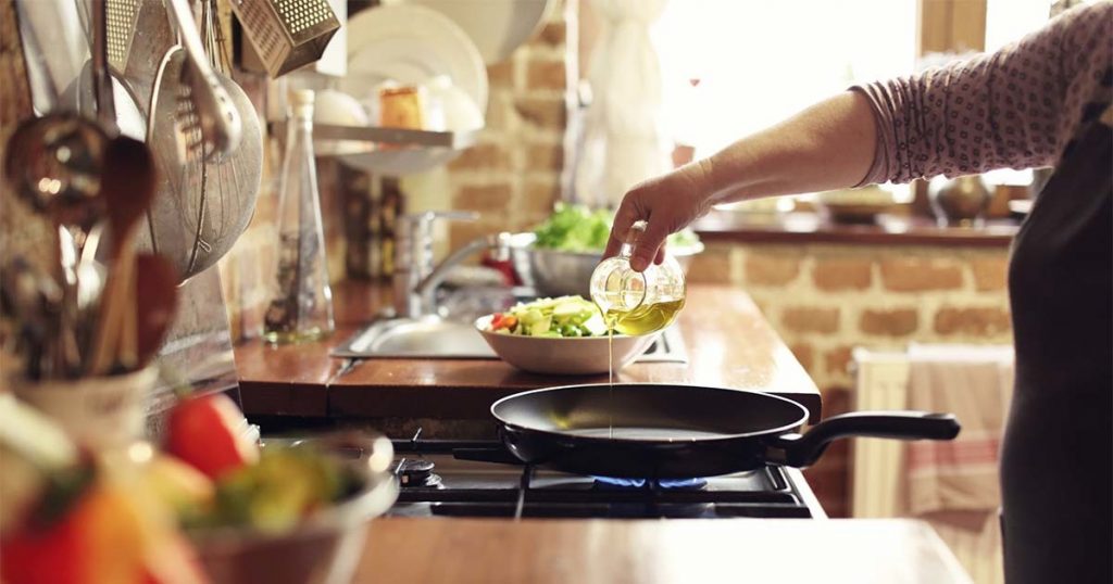 Is nonstick cookware safe? Let us find out the reason.